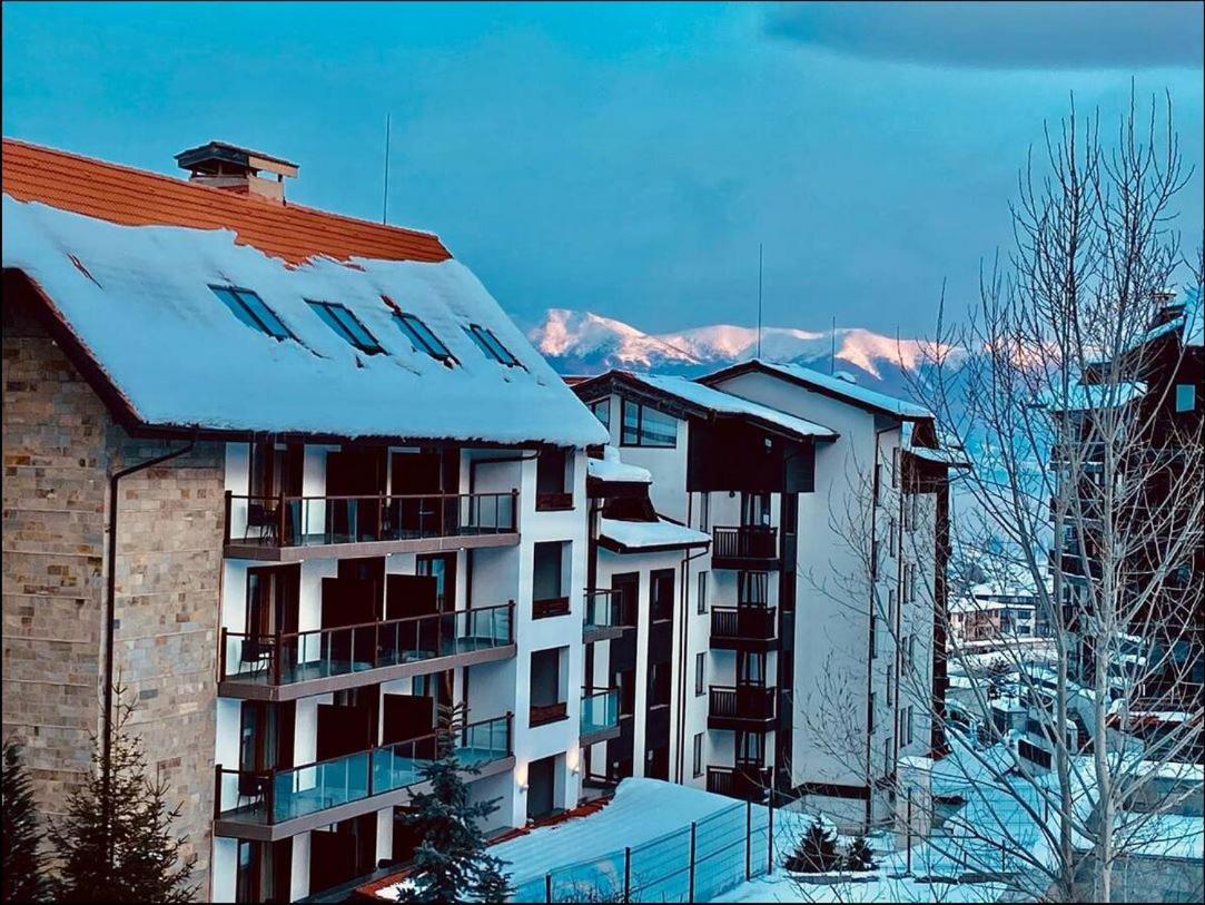 Free Spa В Св. Иван Рилски - Сладък Дом Сред Лукс Bansko Exterior foto