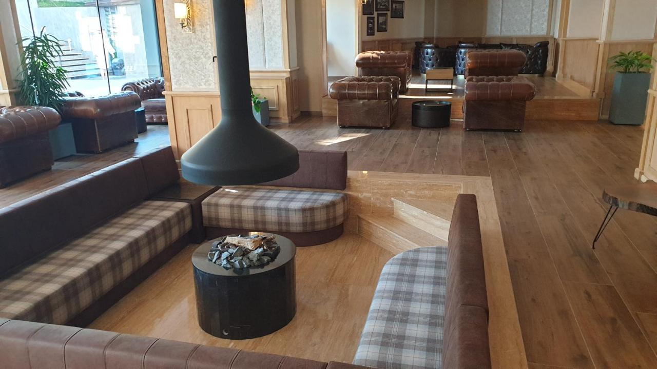 Free Spa В Св. Иван Рилски - Сладък Дом Сред Лукс Bansko Exterior foto